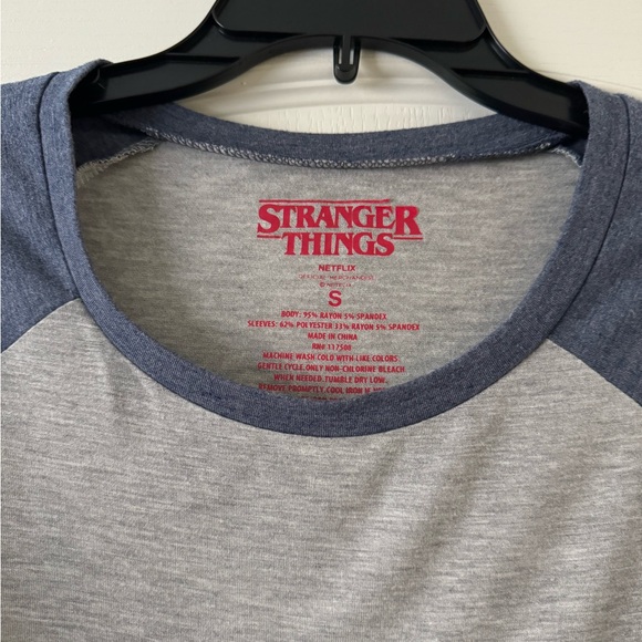 Stranger Things Raglan 3/4 Sleeve Tee - Picture 5 of 7